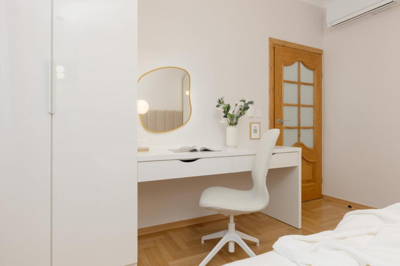 Bright Apartment Kasprzaka Warsaw Wola Near Metro Station By Noclegi Renters ภายนอก รูปภาพ